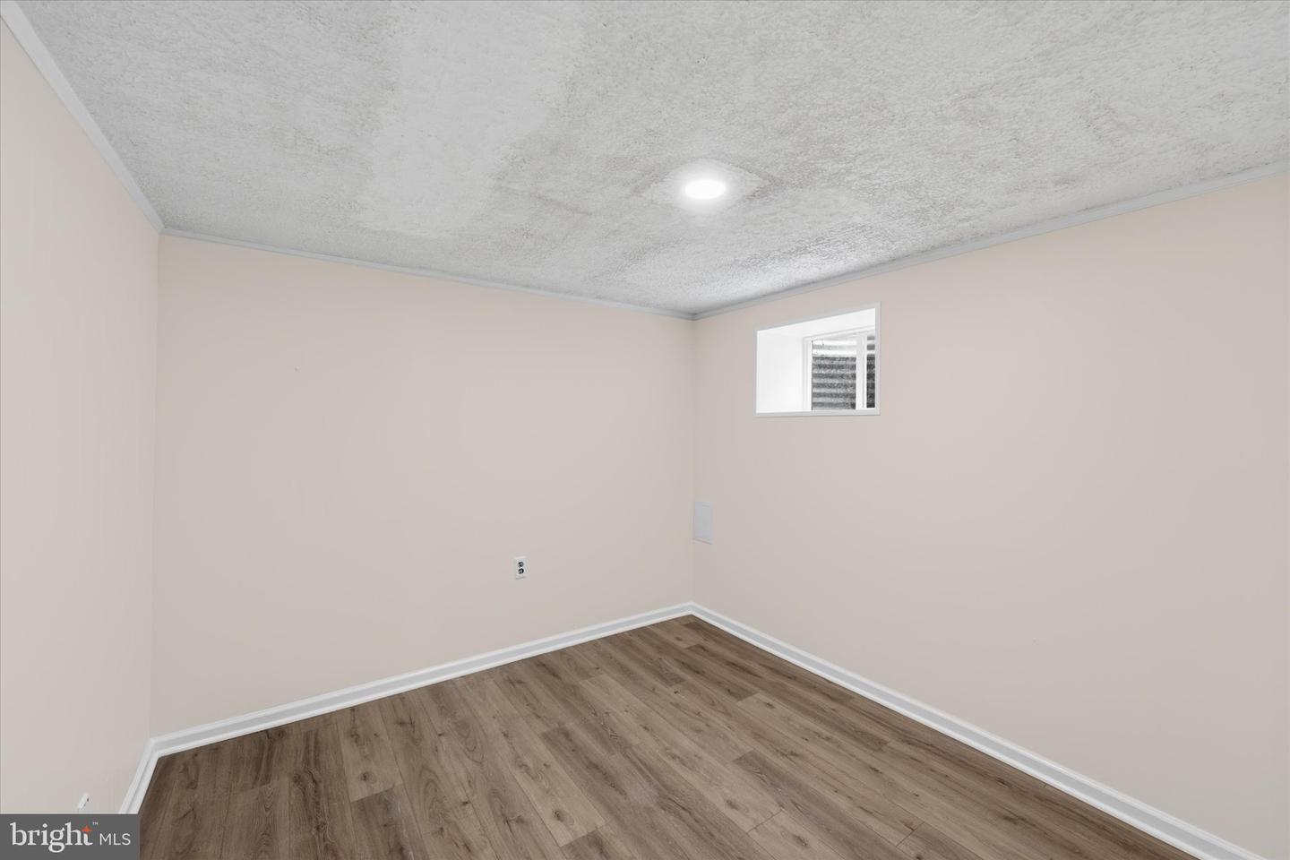 706 Edwards Ferry Rd Ne Property Photo 27