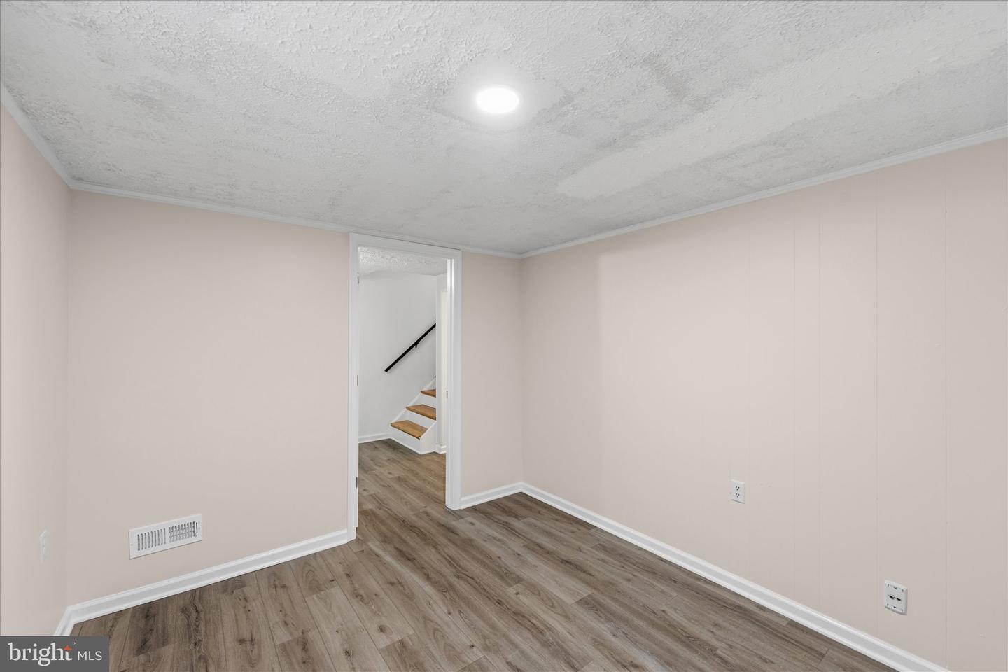 706 Edwards Ferry Rd Ne Property Photo 28