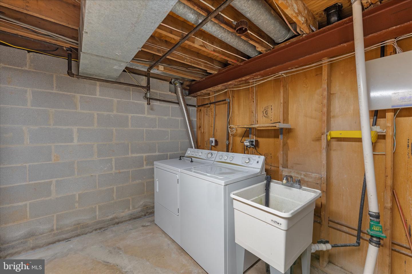 706 Edwards Ferry Rd Ne Property Photo 31