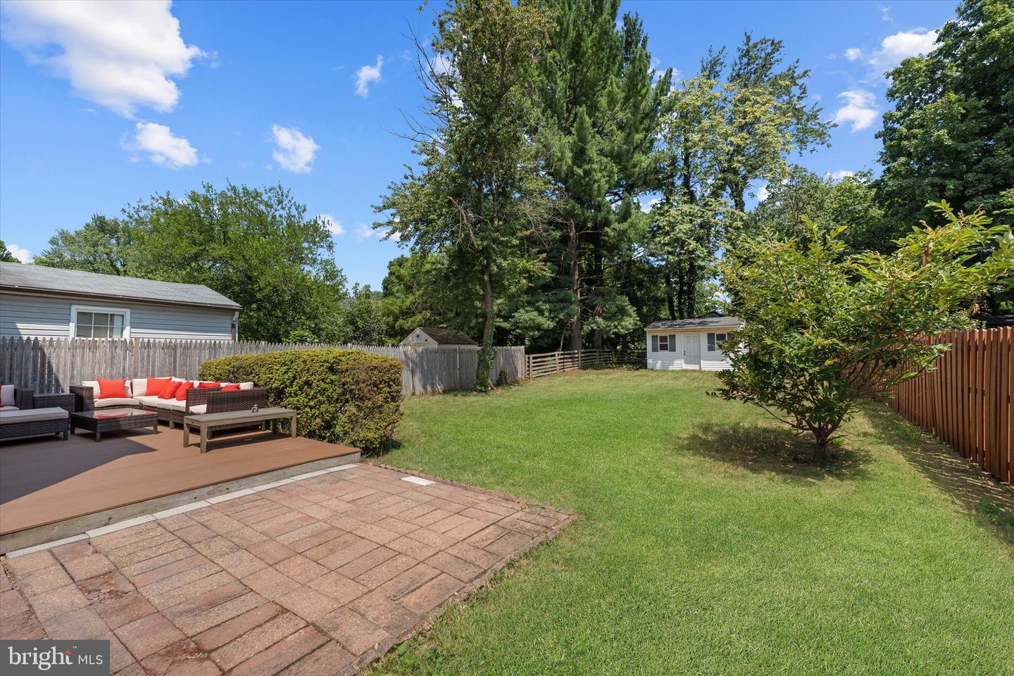 706 Edwards Ferry Rd Ne Property Photo 35