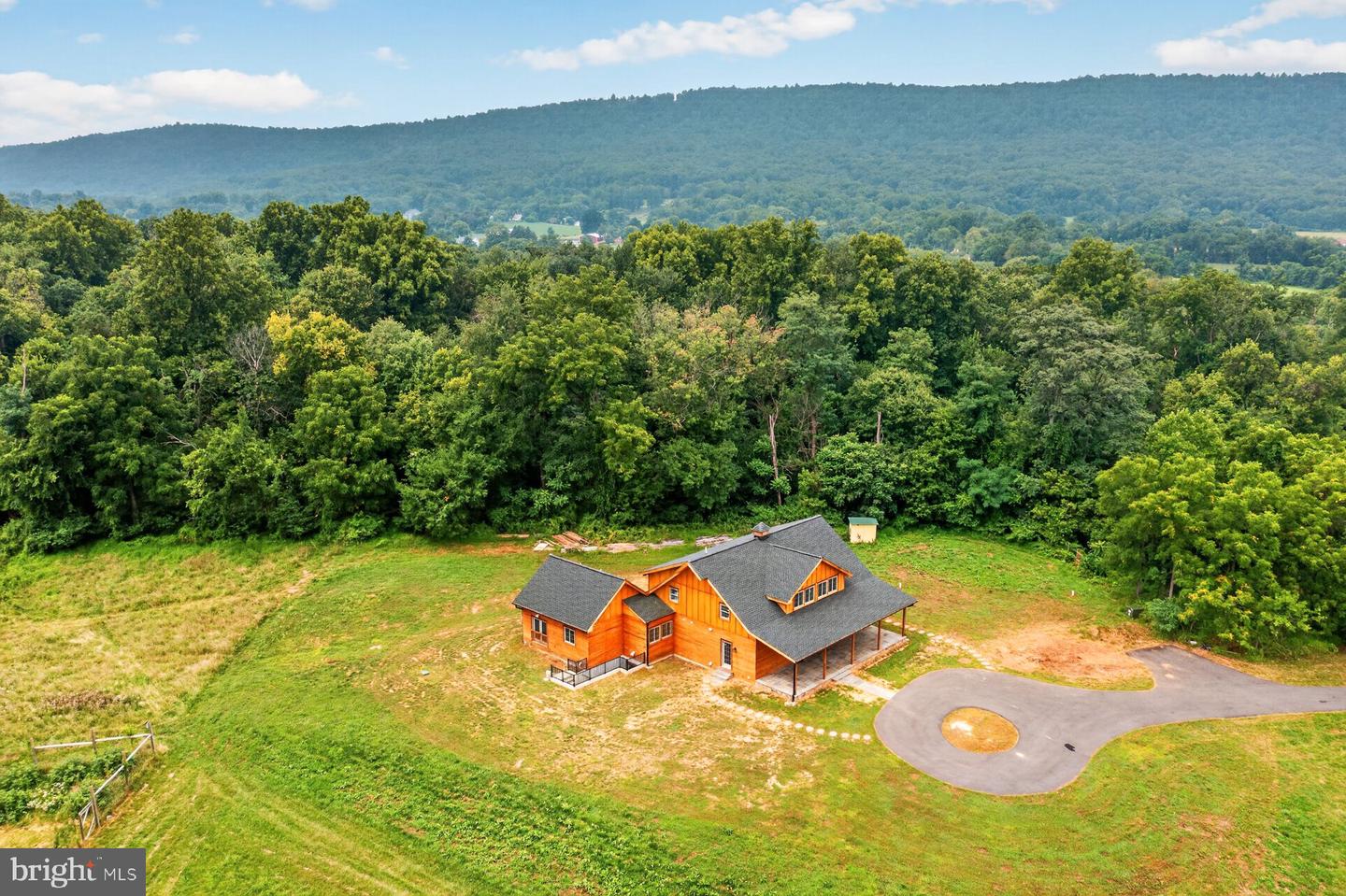 38217 Mountain Air Ln Property Photo 1