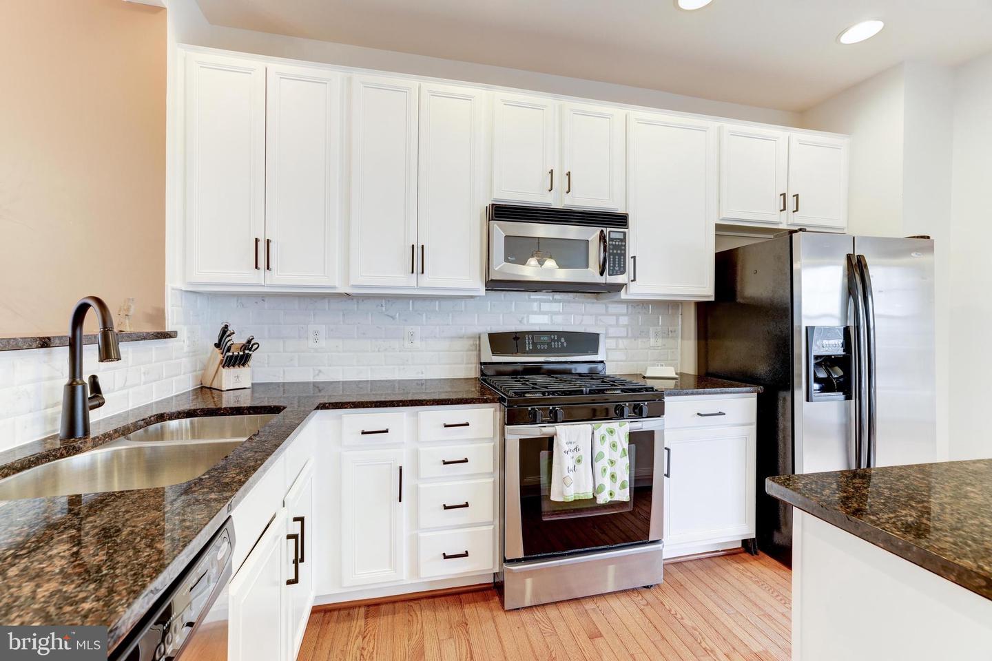 575 Edmonton Ter Ne Property Photo 14