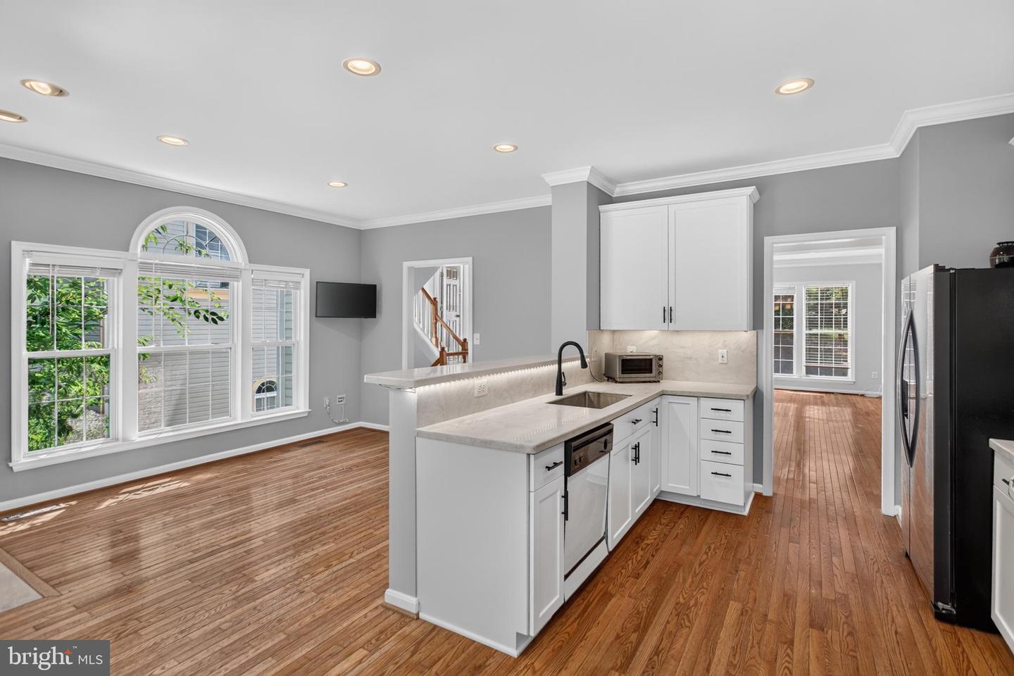 46678 Abigail Ter Property Photo 16
