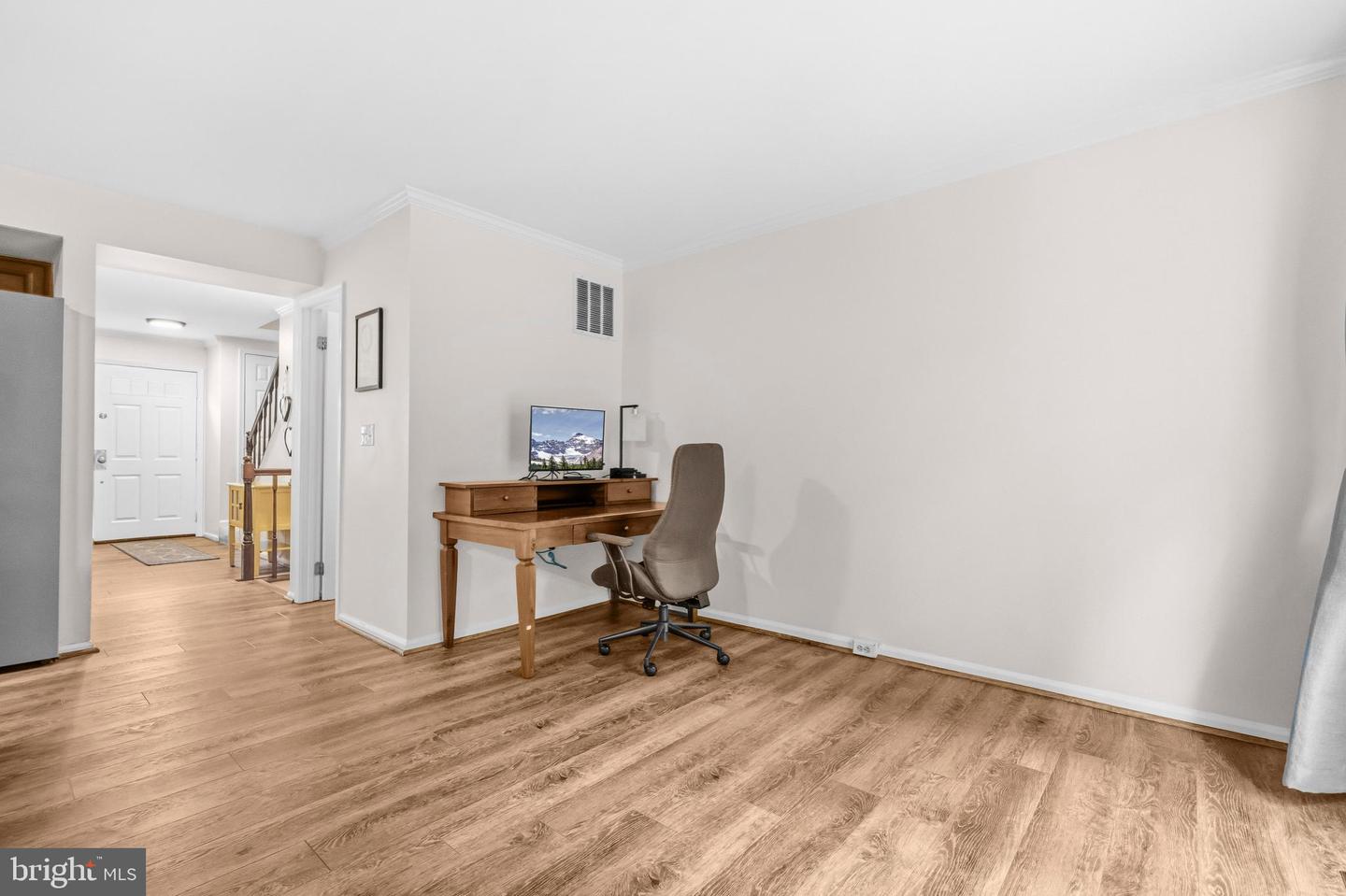 227 Finchingfield Ct Property Photo 13