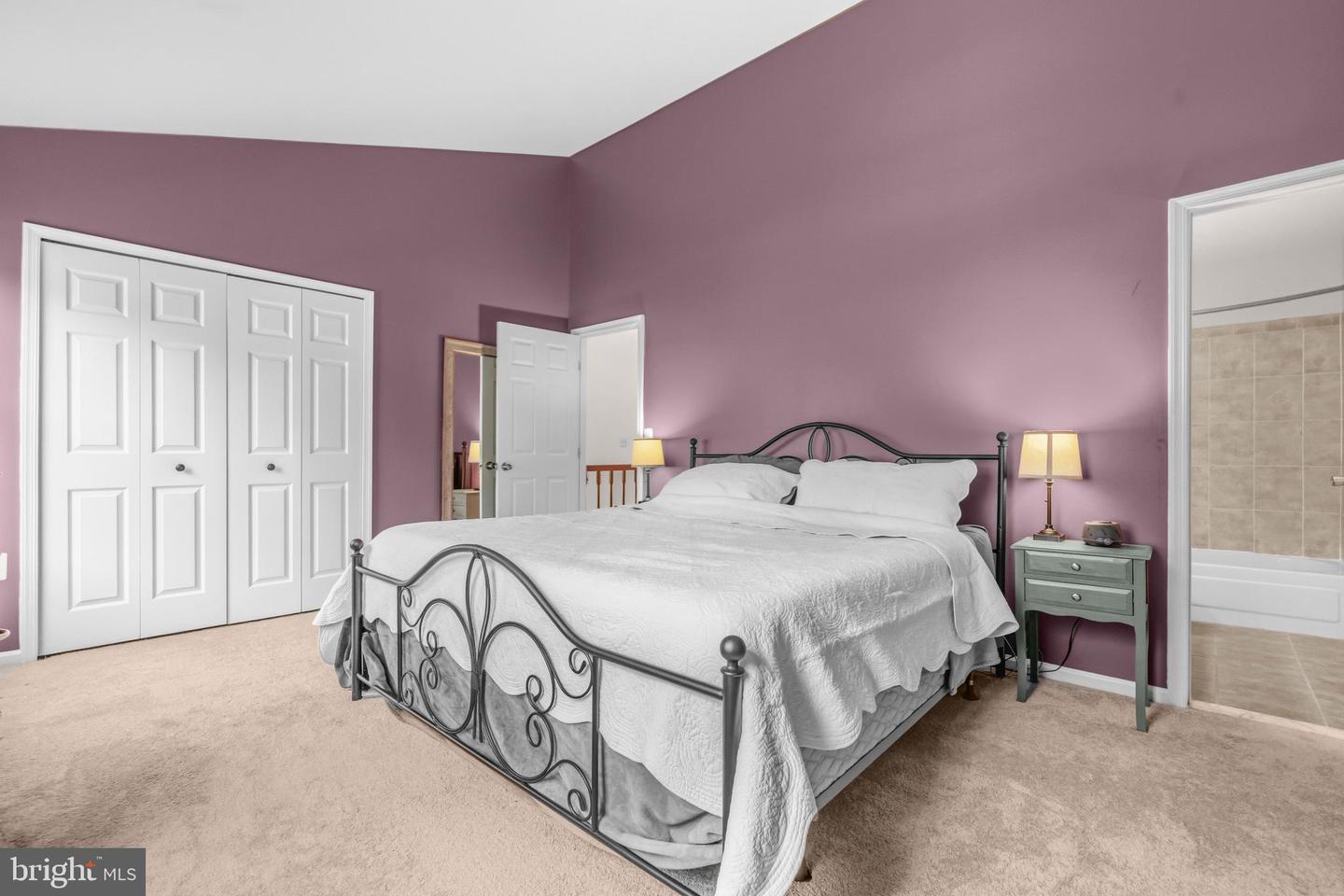 227 Finchingfield Ct Property Photo 17