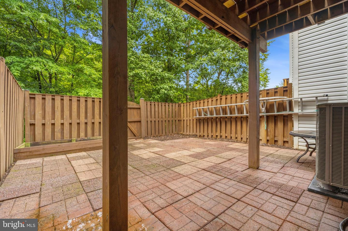 227 Finchingfield Ct Property Photo 36