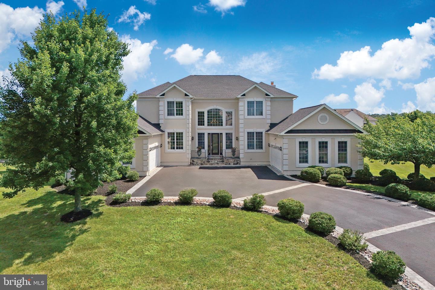 22807 Valley Preserve Ct Property Photo 1