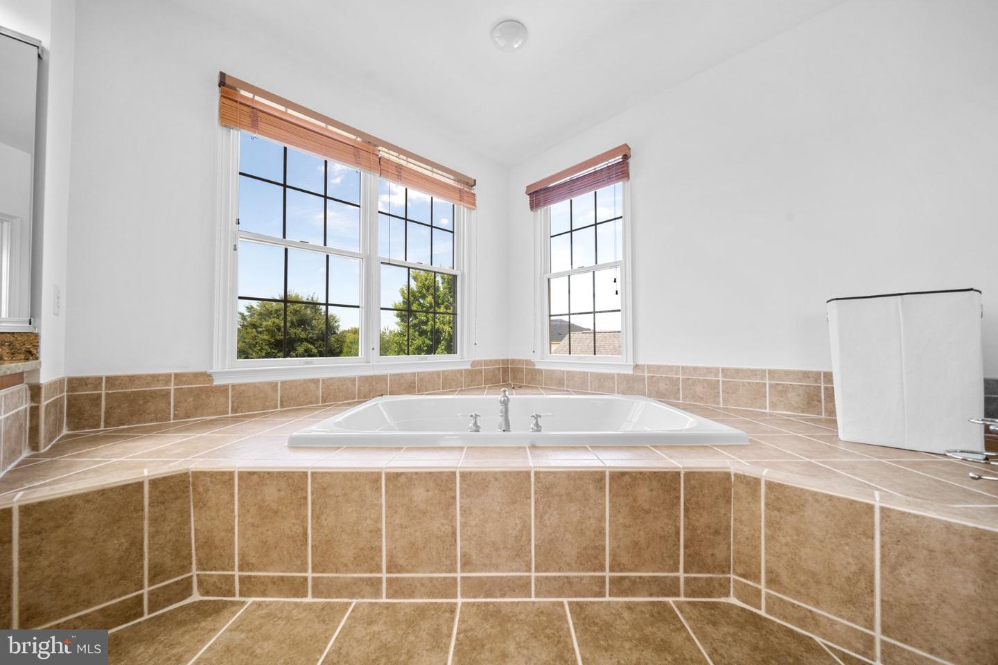 22807 Valley Preserve Ct Property Photo 46