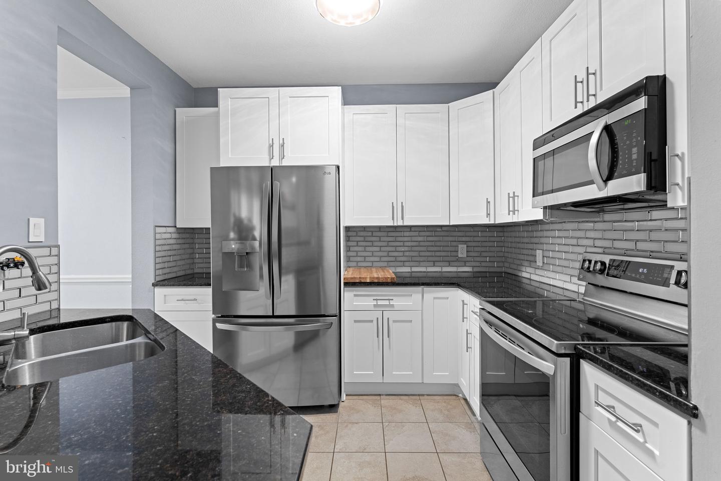 662 Gateway Dr Se #211 Property Photo 9