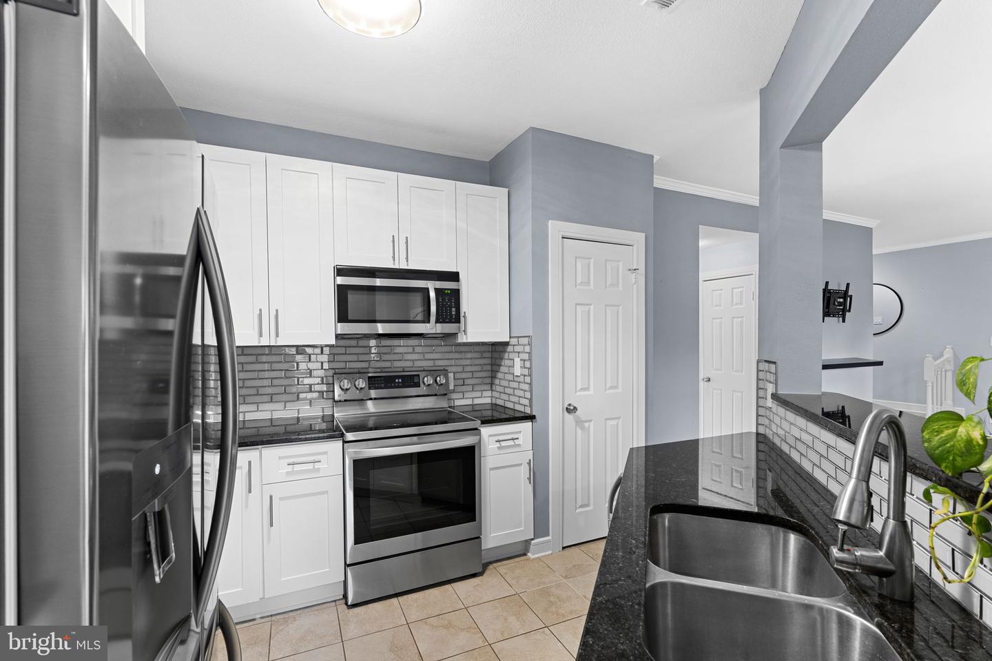662 Gateway Dr Se #211 Property Photo 10
