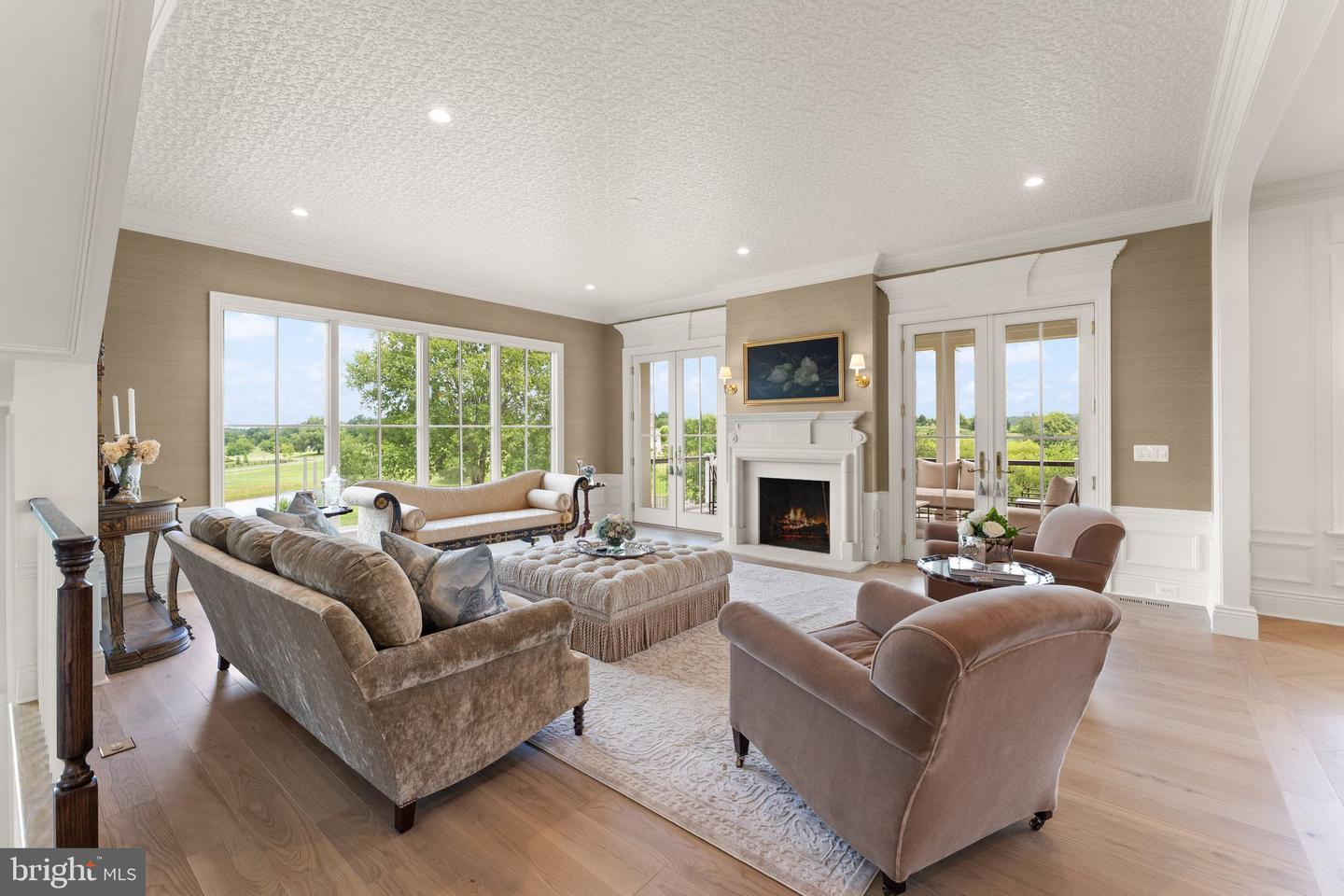 23060 Munsun Pl Property Photo 16