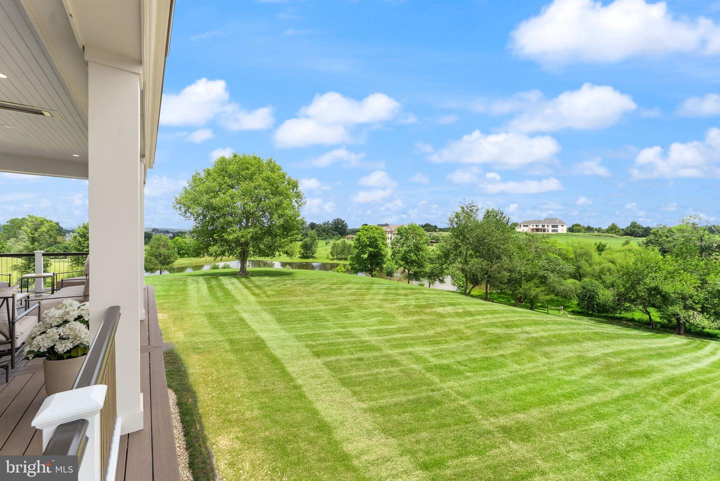 23060 Munsun Pl Property Photo 25