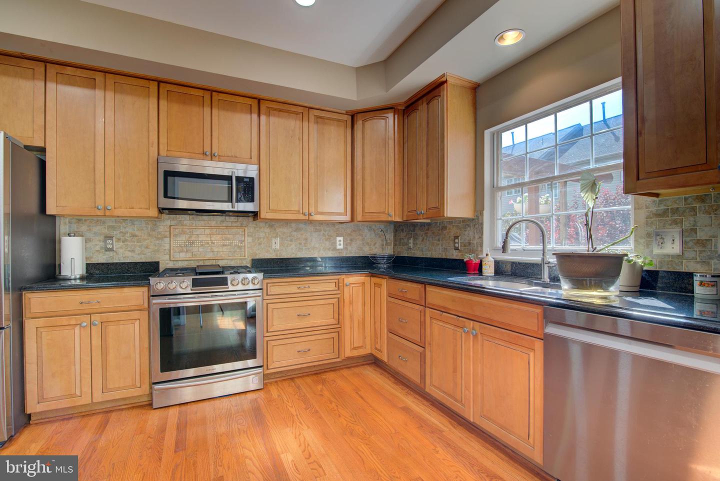 20352 Briarcliff Ter Property Photo 10