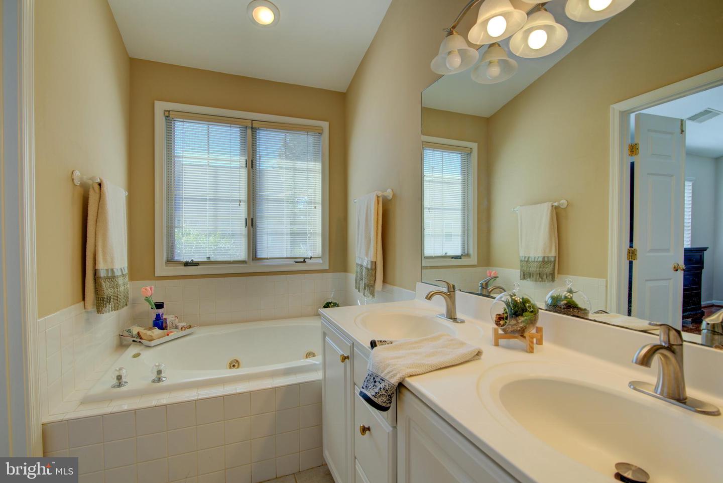 20352 Briarcliff Ter Property Photo 20