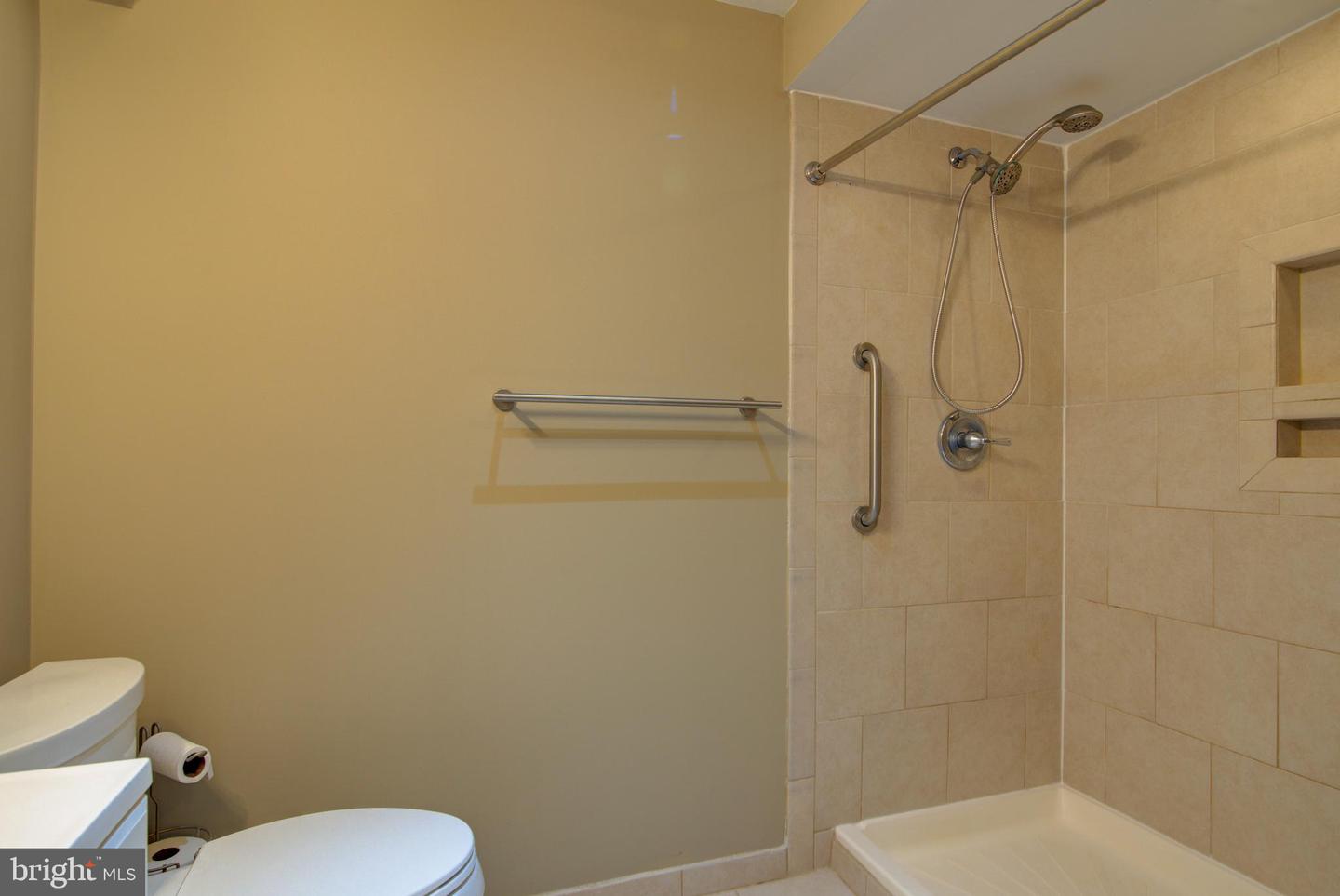 20352 Briarcliff Ter Property Photo 32