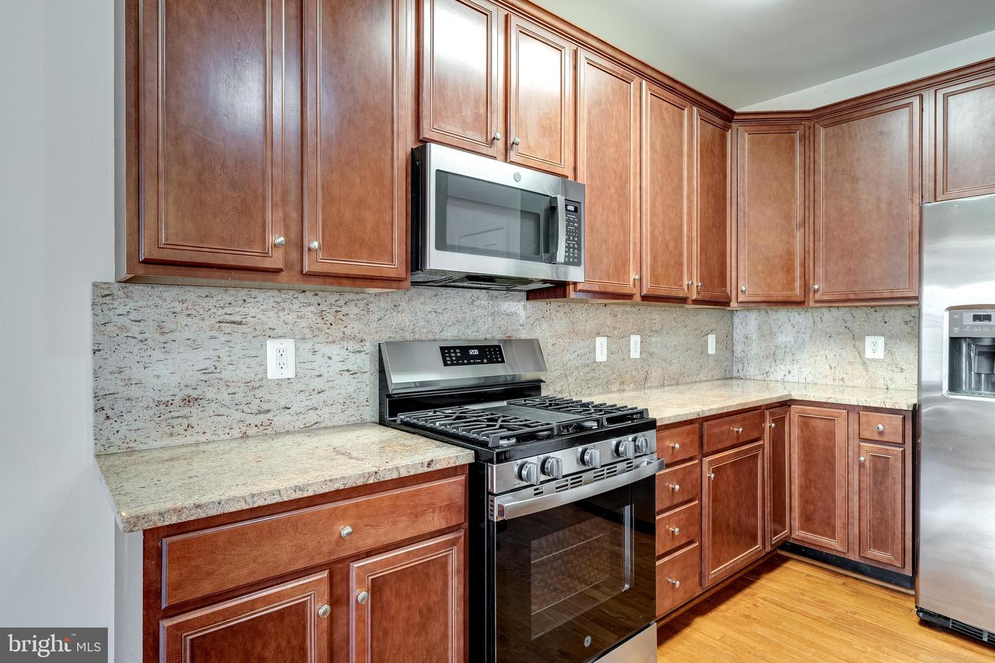 25332 Whippoorwill Ter Property Photo 13