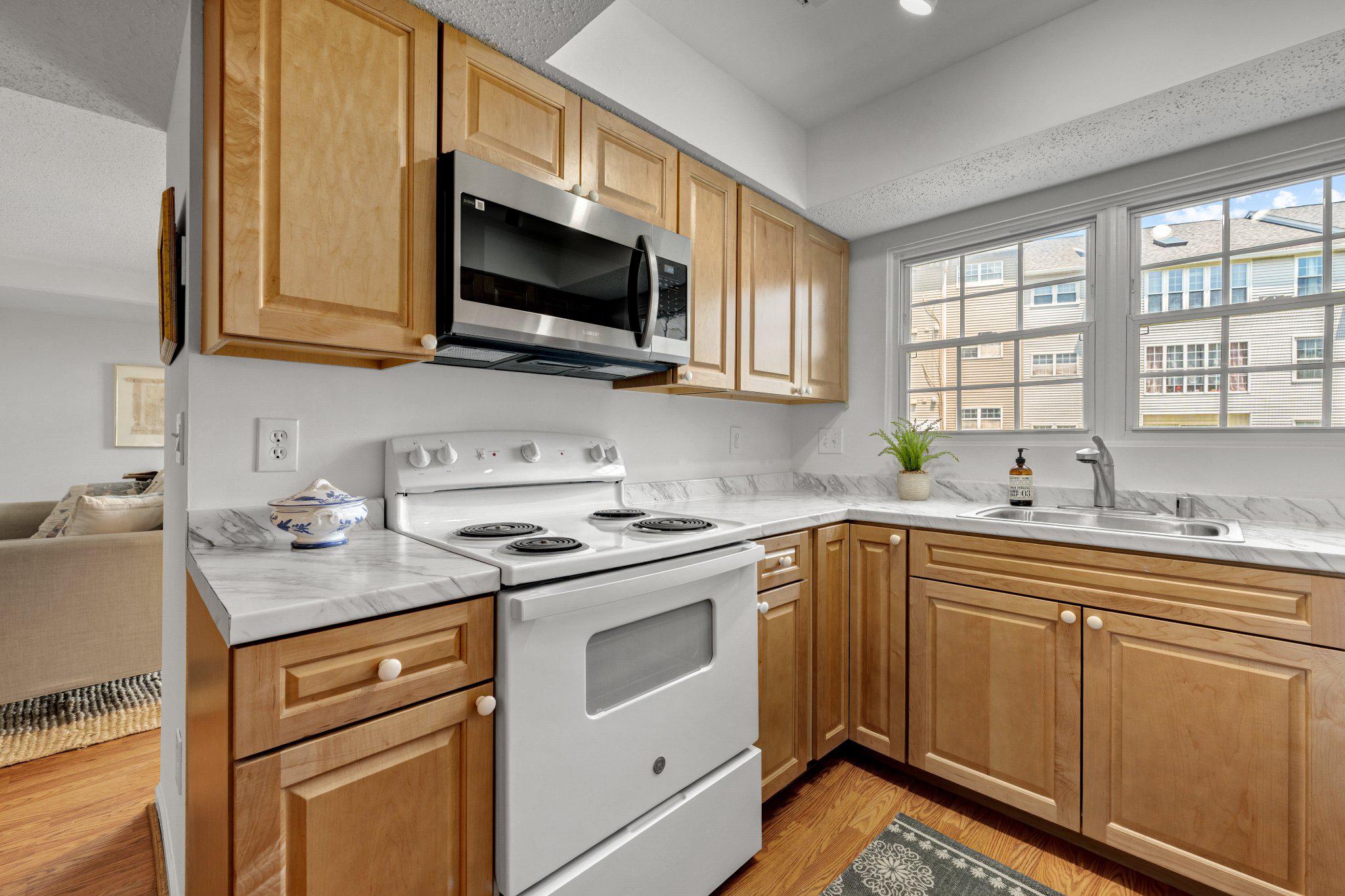 116 Prosperity Se #b Property Photo 7