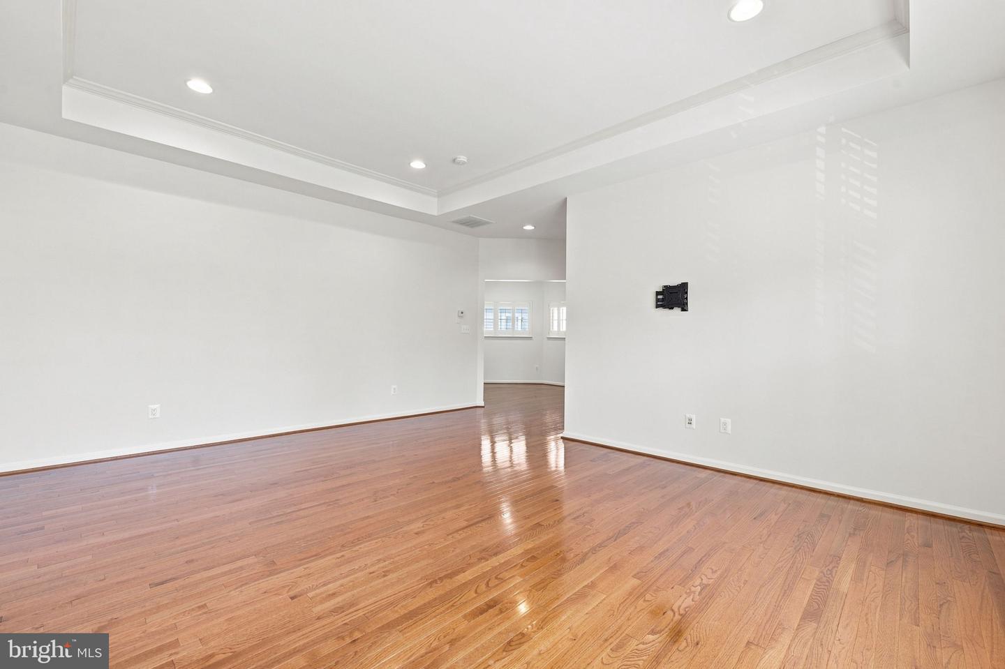 42717 Explorer Dr Property Photo 32