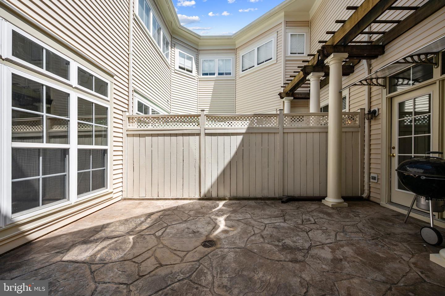 42717 Explorer Dr Property Photo 35