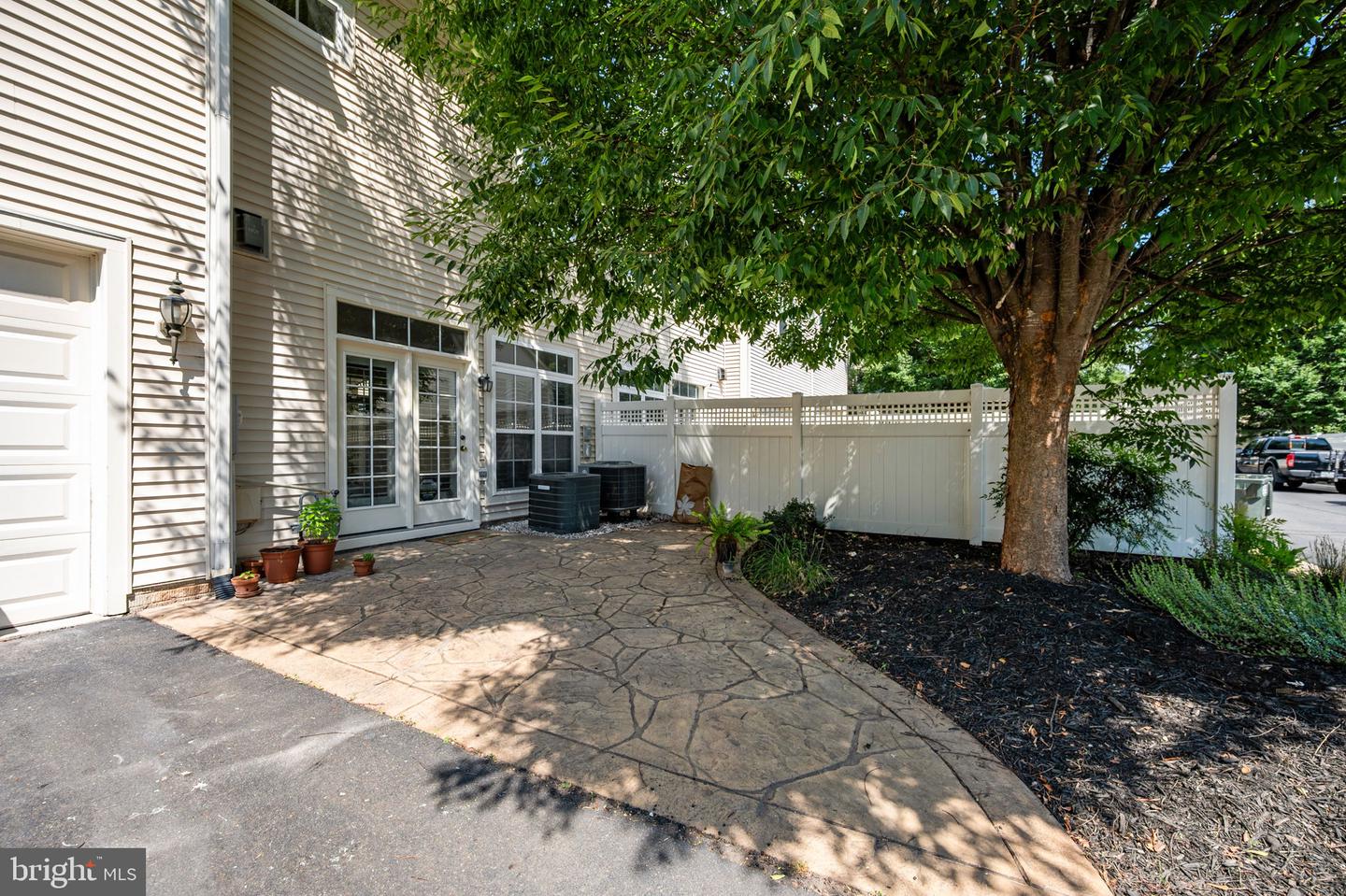 42717 Explorer Dr Property Photo 37