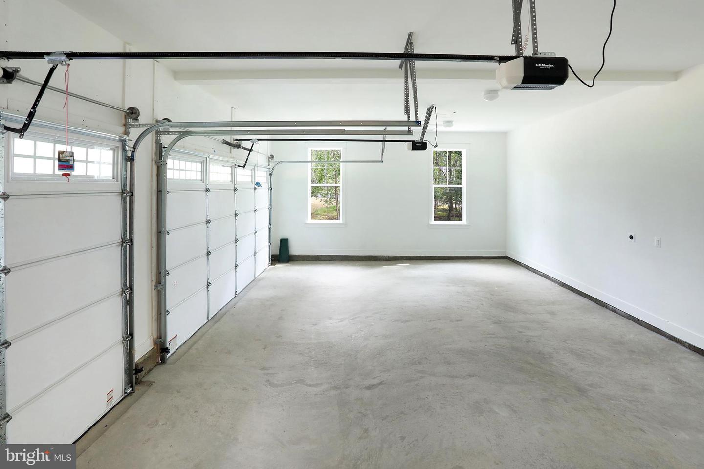 17655 Bates Dr Property Photo 48