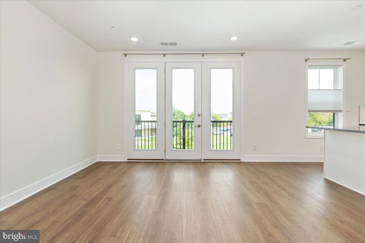 42619 Nubbins Ter Property Photo 16