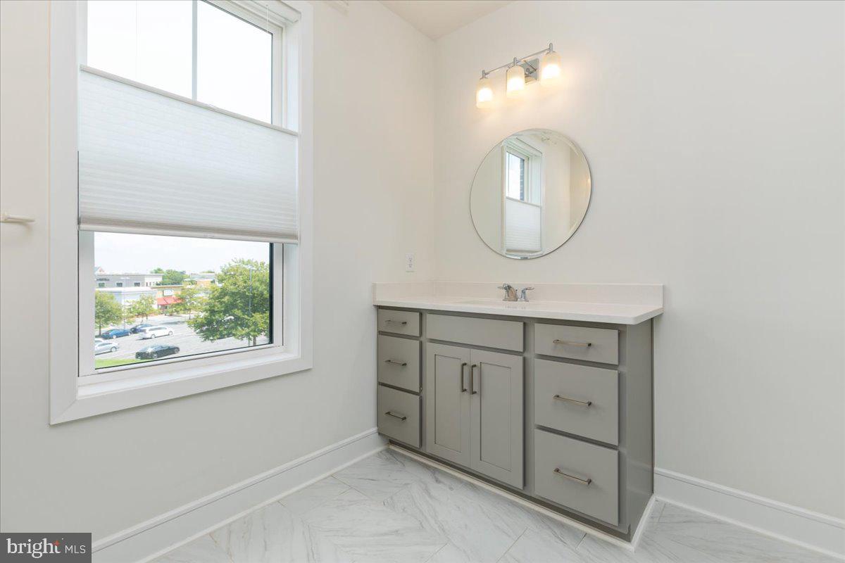 42619 Nubbins Ter Property Photo 30