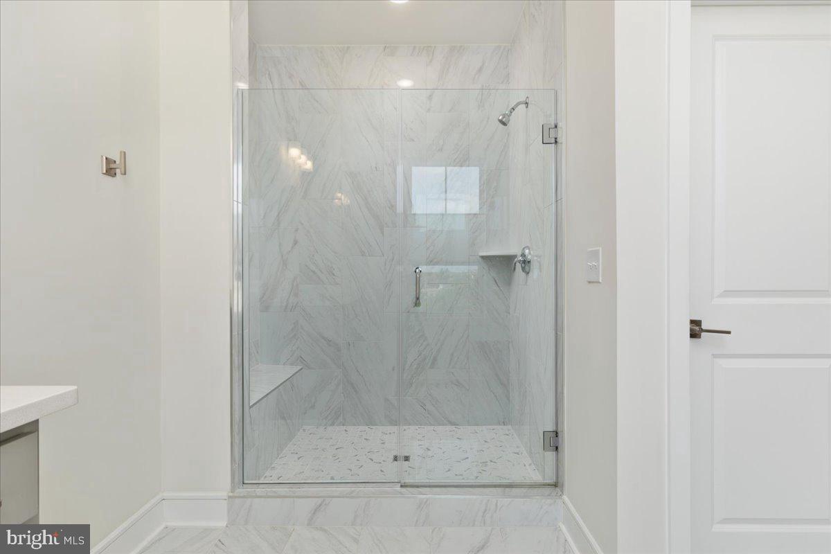 42619 Nubbins Ter Property Photo 32