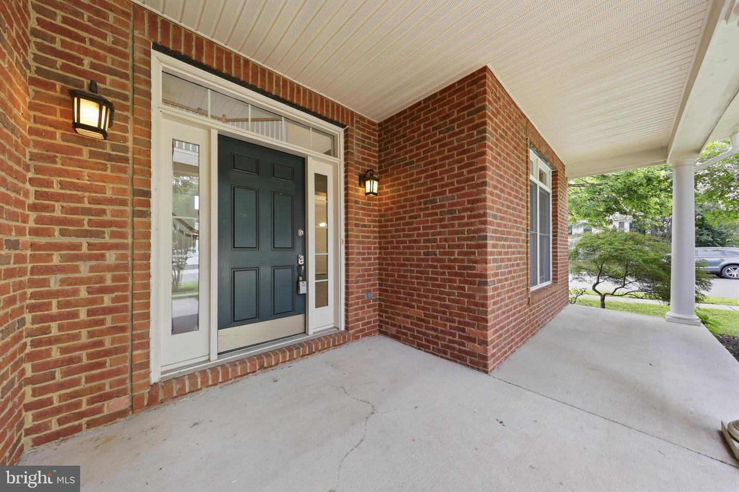 25948 Donovan Dr Property Photo 4