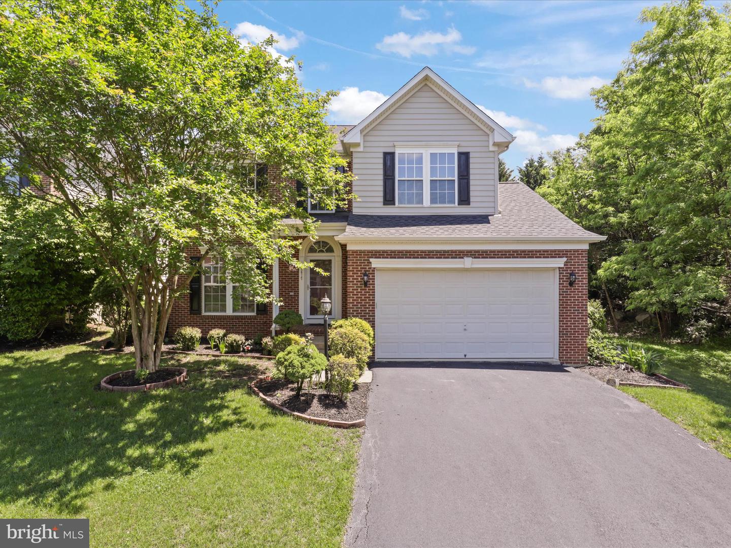 43417 Spring Cellar Ct Property Photo 1