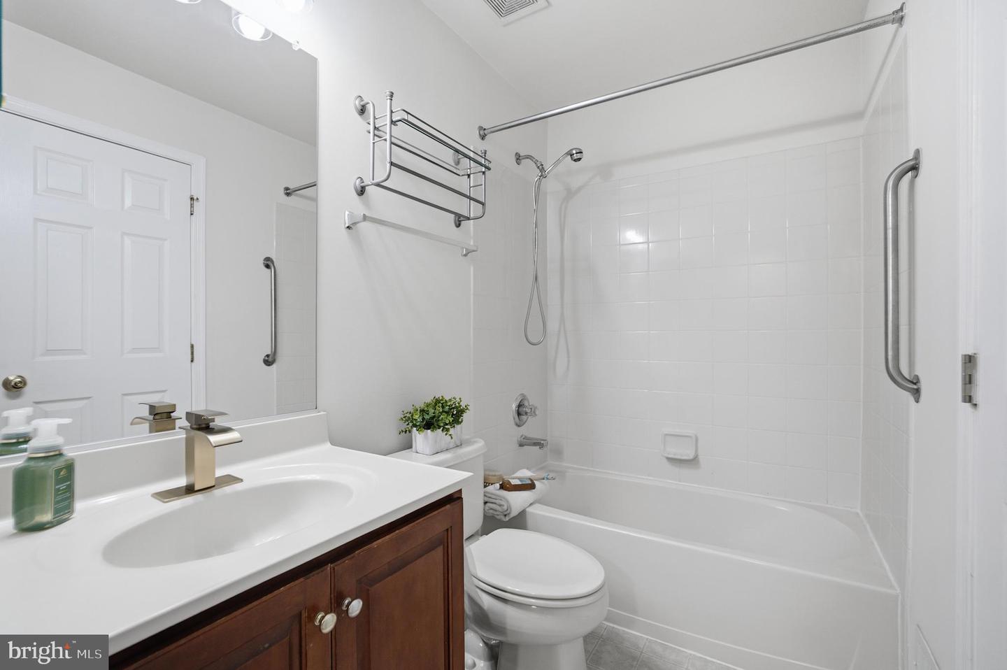 42813 Flannigan Ter Property Photo 17