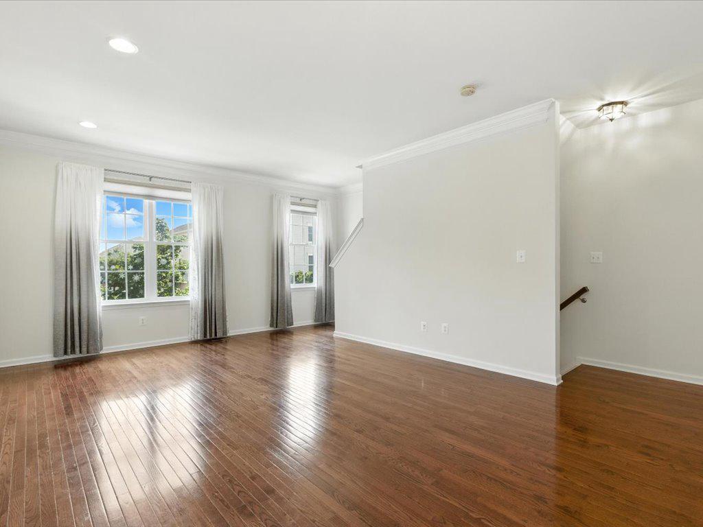 42896 Pamplin Ter Property Photo 3