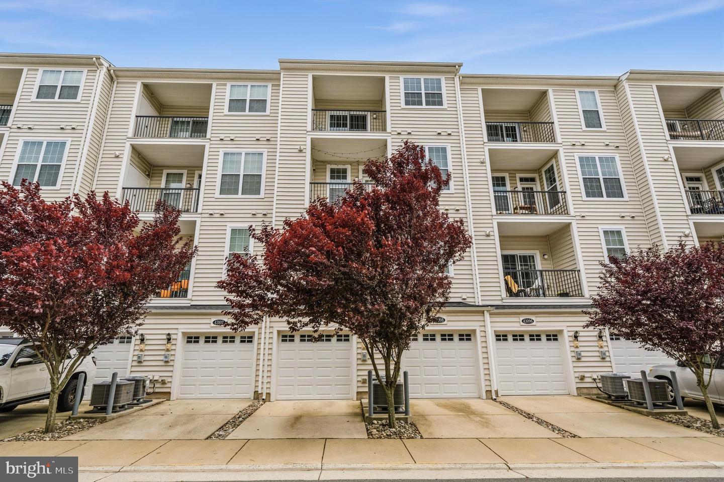 43100 Thoroughfare Gap Ter Property Photo 40
