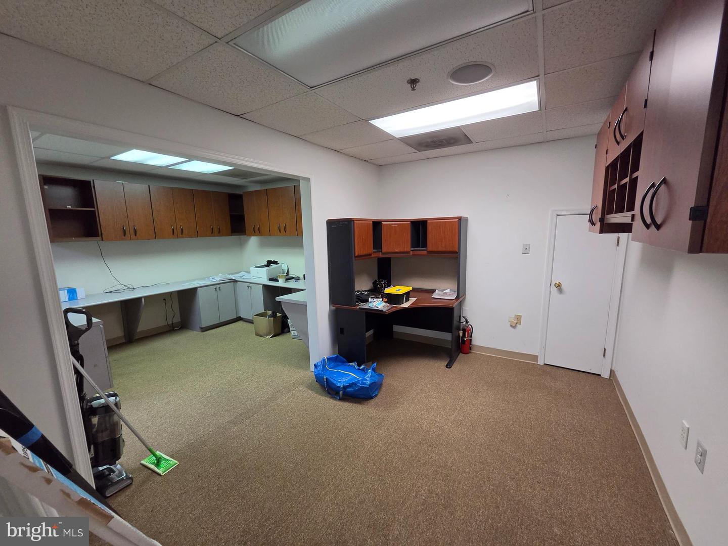 21495 Ridgetop Cir #106 Property Photo 4