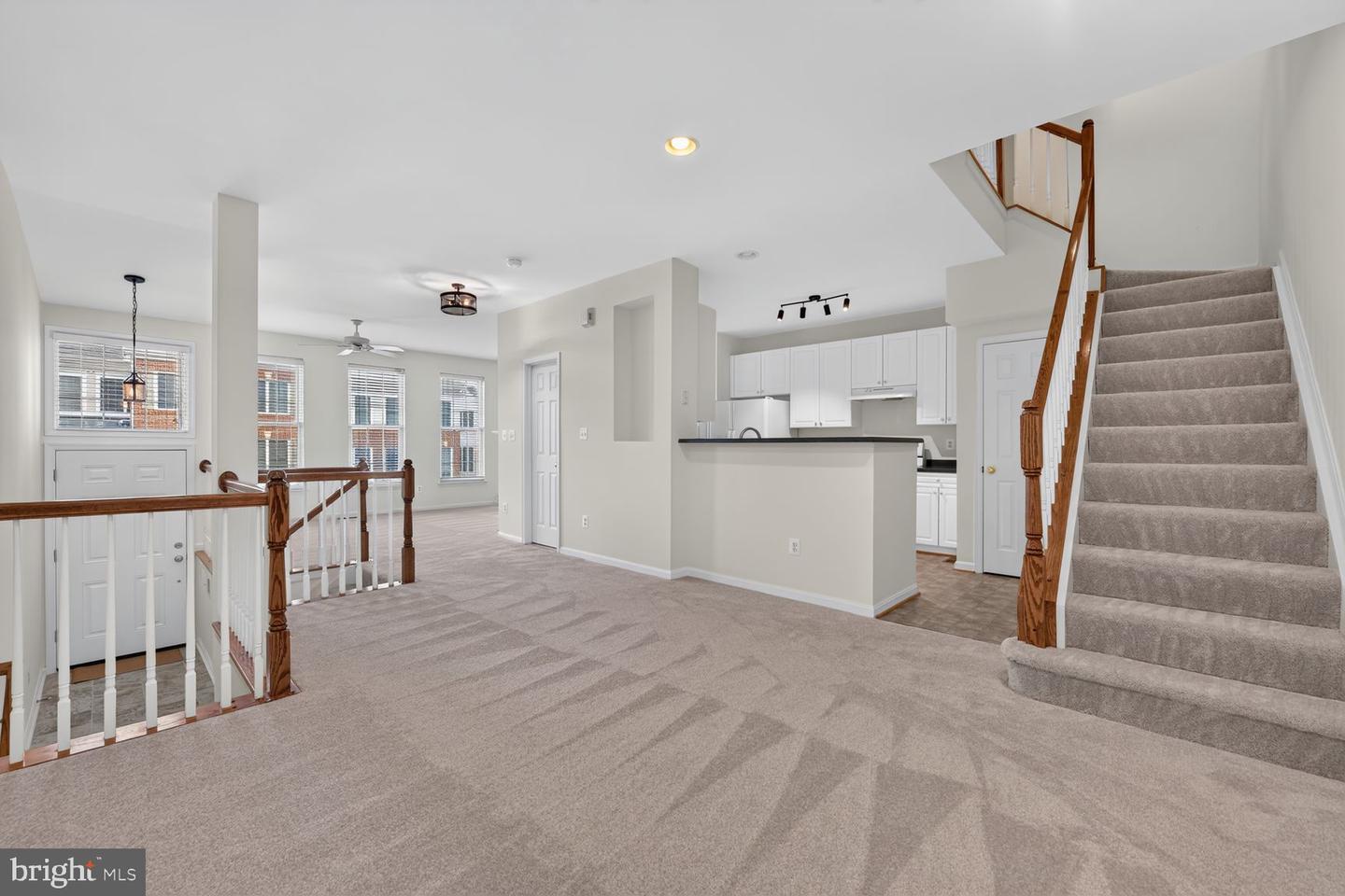 46183 Cecil Ter Property Photo 12