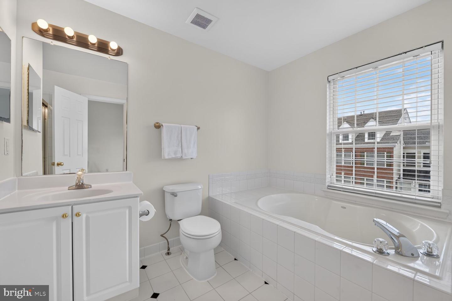 46183 Cecil Ter Property Photo 20