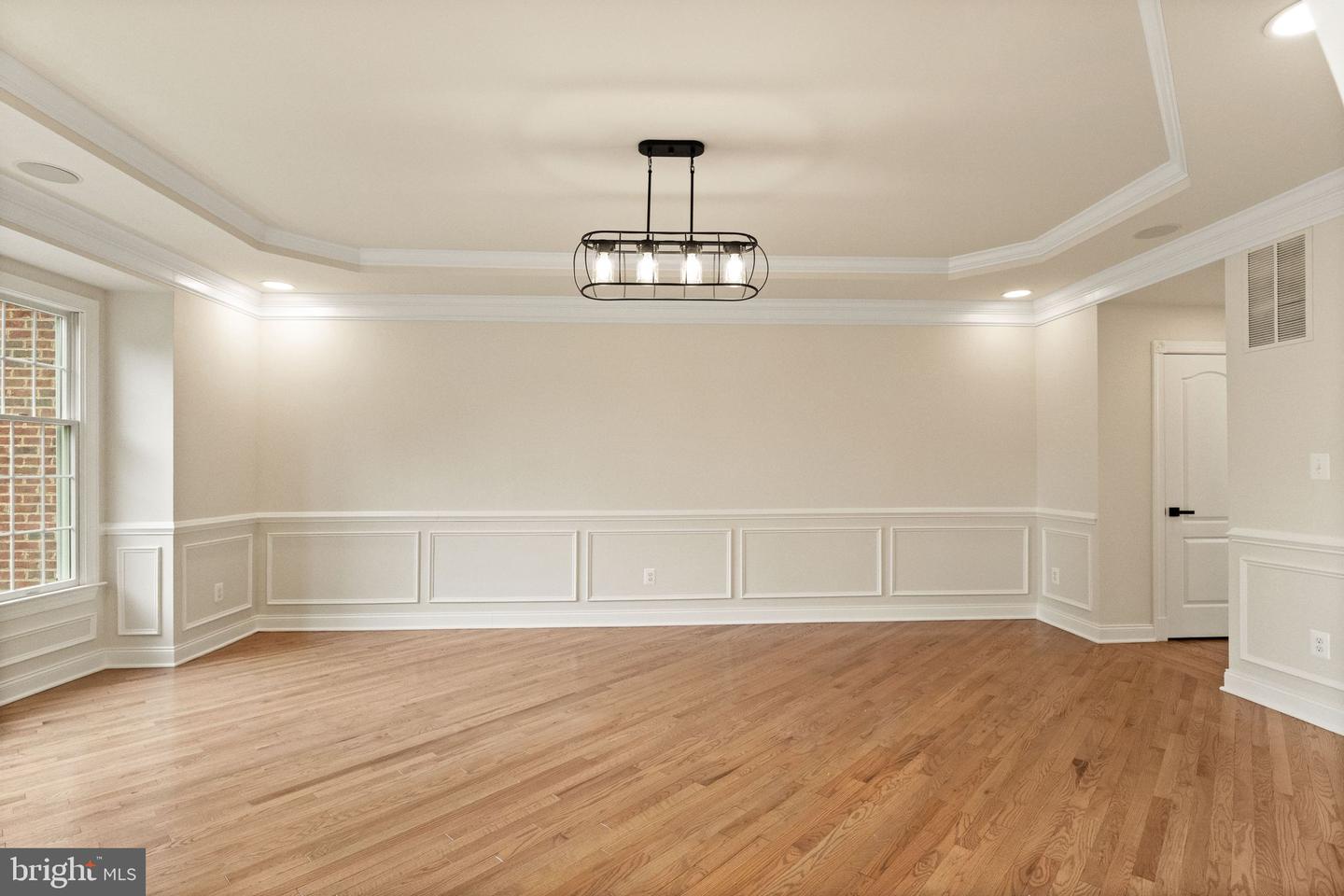43864 Ashlawn Ct Property Photo 10