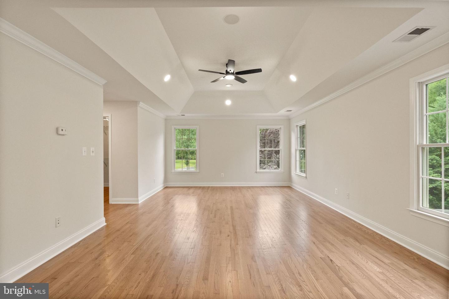 43864 Ashlawn Ct Property Photo 34