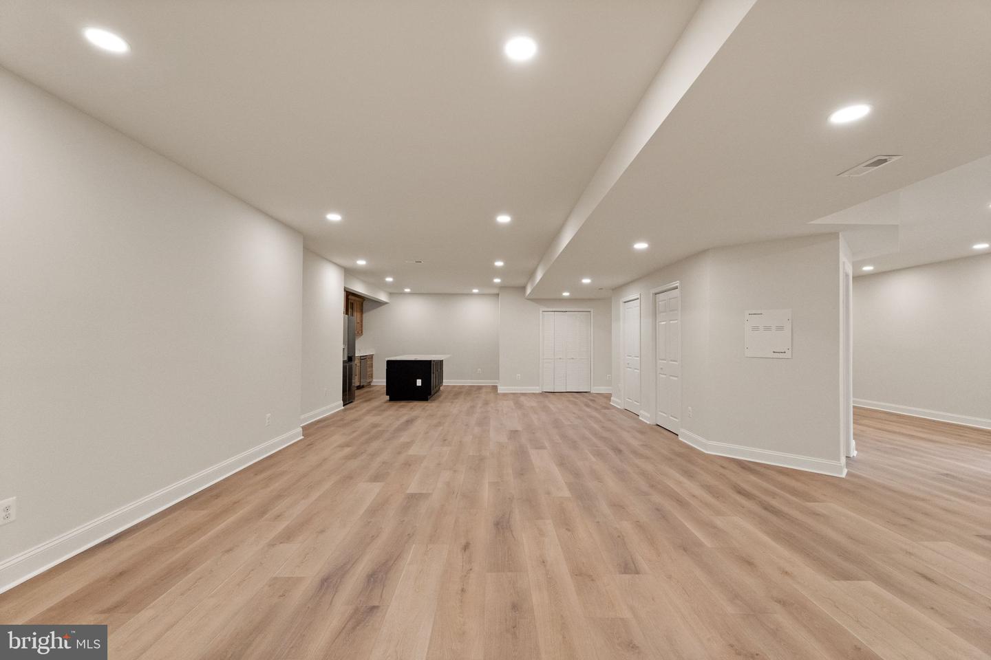 43864 Ashlawn Ct Property Photo 59