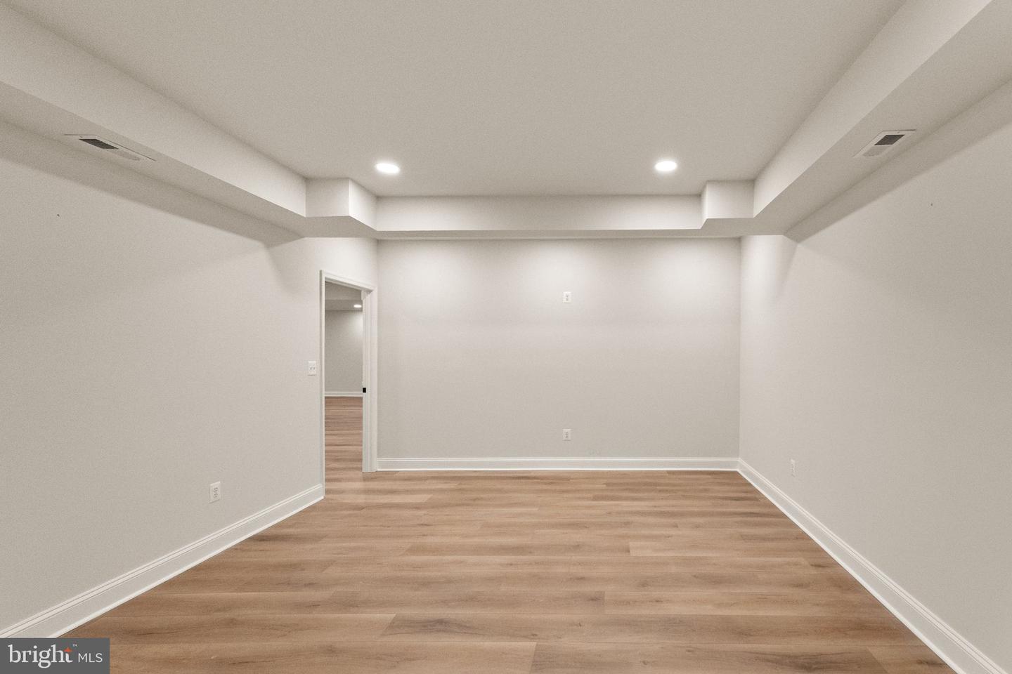 43864 Ashlawn Ct Property Photo 65