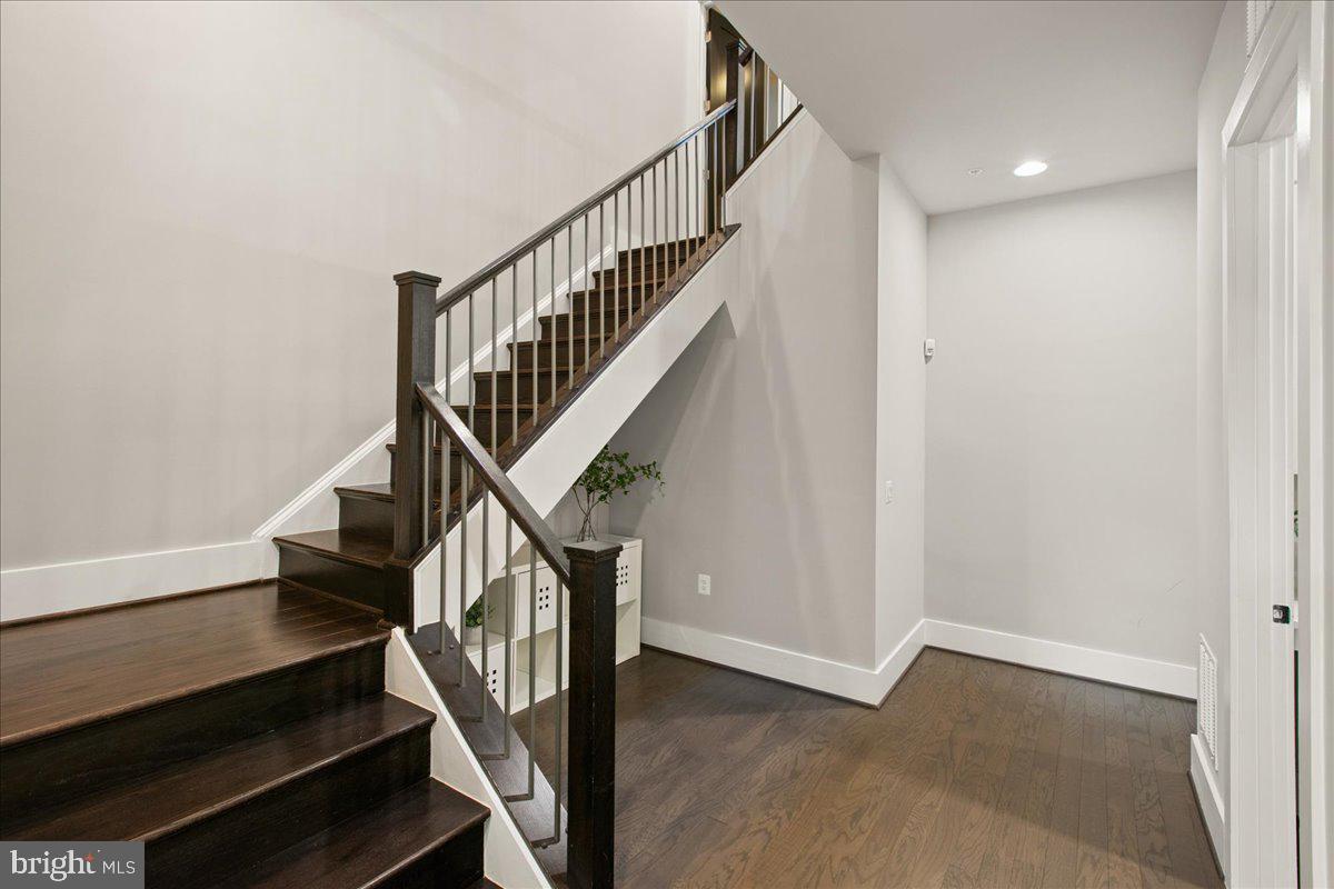44664 Brushton Ter Property Photo 5