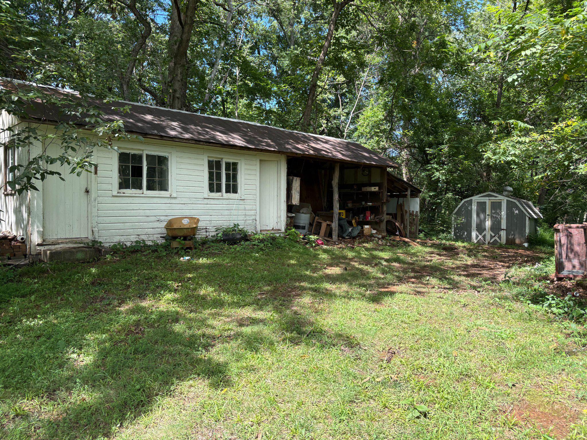 40114 Braddock Rd Property Photo 6