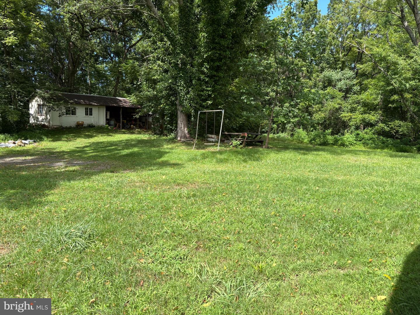 40114 Braddock Rd Property Photo 7