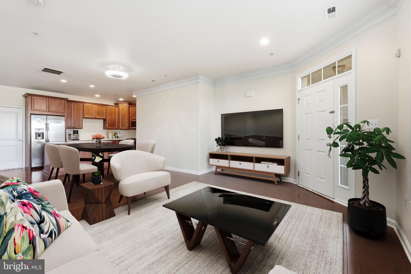 43053 Thoroughfare Gap Ter Property Photo 3