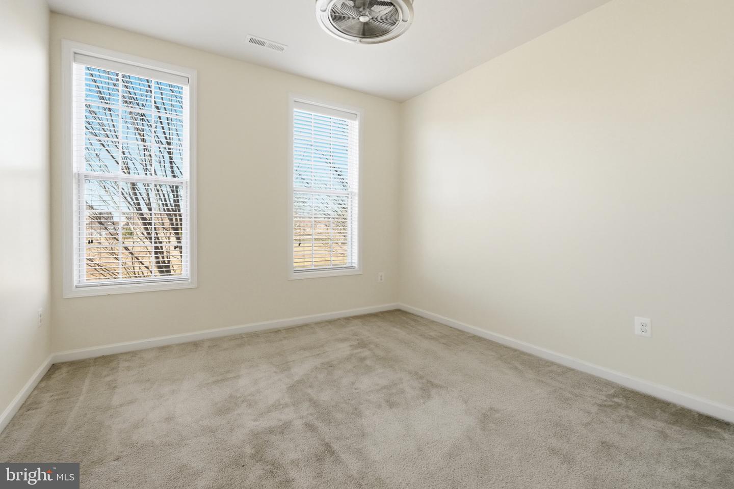 43053 Thoroughfare Gap Ter Property Photo 20
