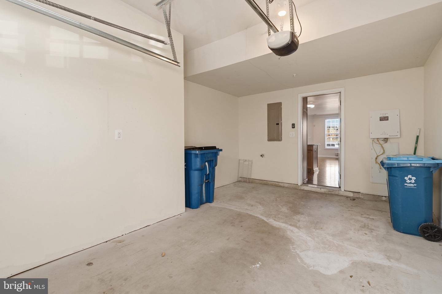 43053 Thoroughfare Gap Ter Property Photo 26