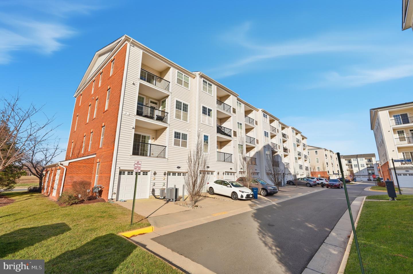 43053 Thoroughfare Gap Ter Property Photo 27