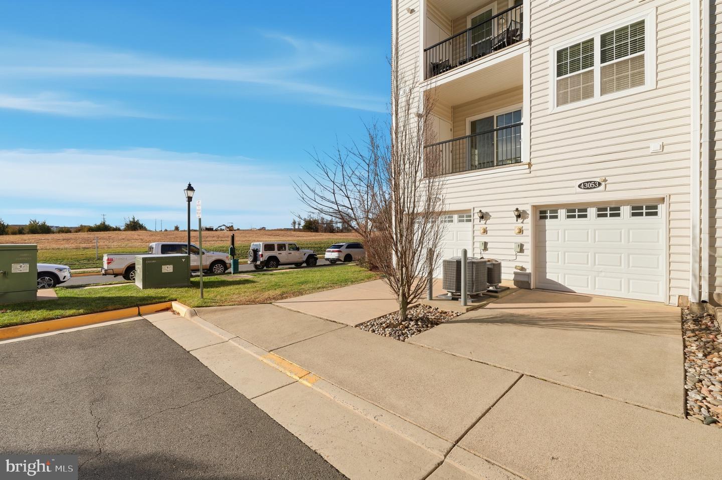 43053 Thoroughfare Gap Ter Property Photo 28