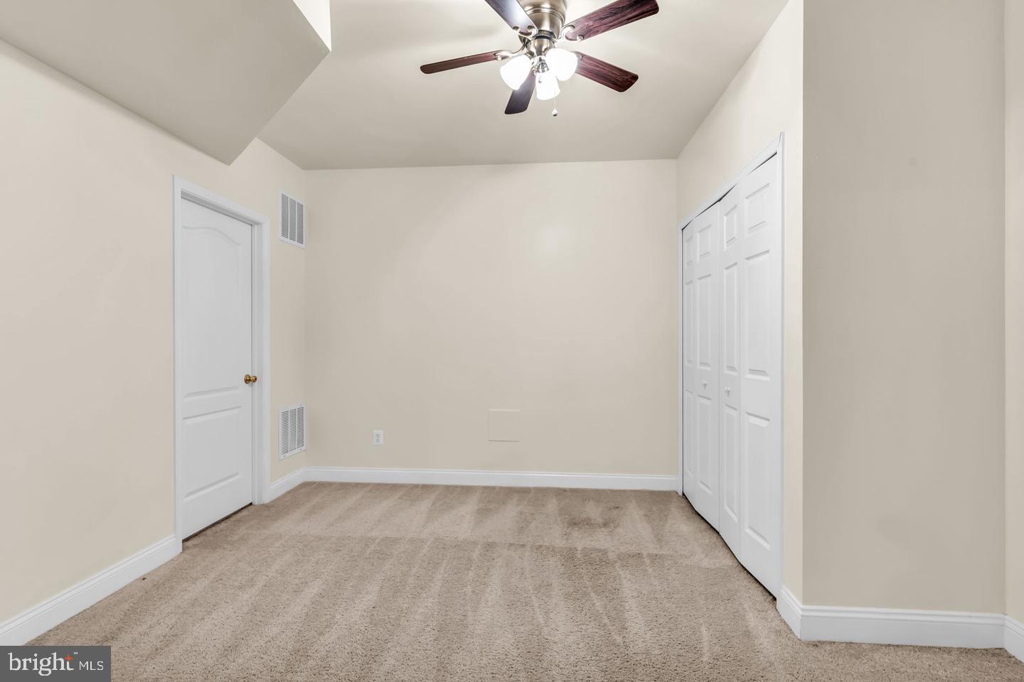 42985 Pascale Ter Property Photo 32