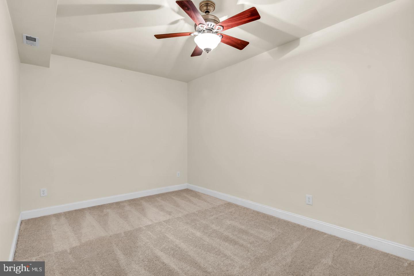 42985 Pascale Ter Property Photo 35